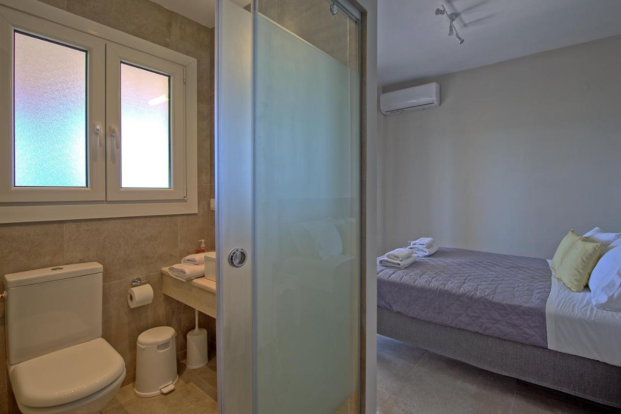 Beachfront Villa Seasun By Posarellivillas Agios Spyridon  Exteriér fotografie